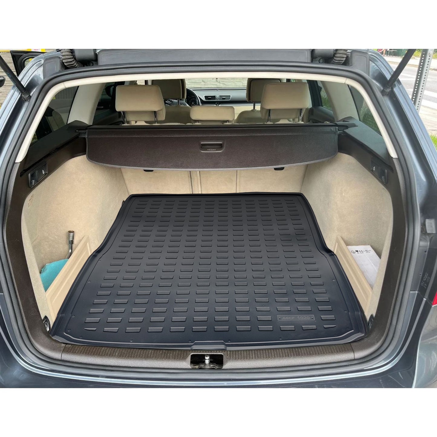 BL-1020-AGCP-Laderaumwanne-Kofferraumwanne-für-Volkswagen-Passat-B7-Variant-2010-2015