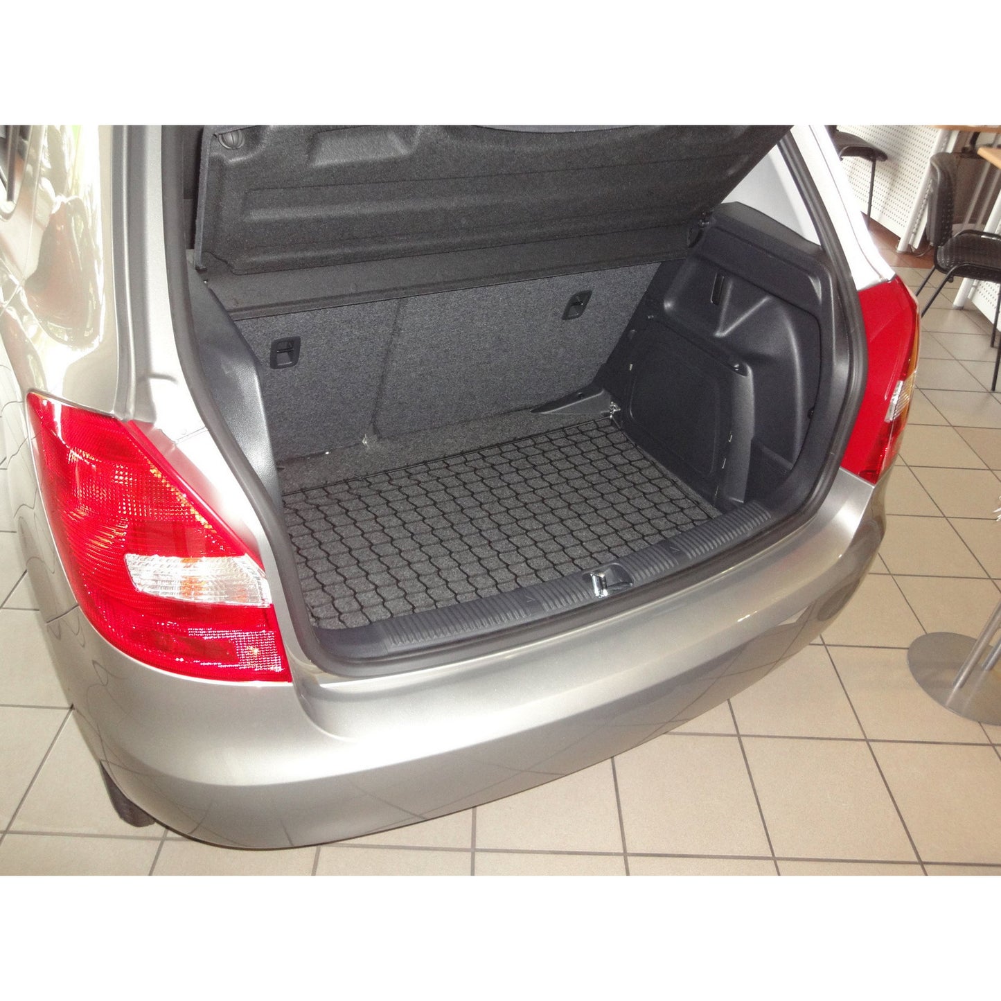 Autosiatki Kofferraumbodennetz Gepäcknetz für Skoda Fabia 2 Schrägheck 2007 - 2014